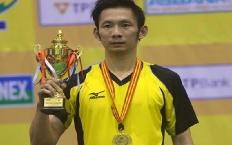 nguyen tien minh tuong dai song va hanh trinh thap sang cau long viet nam