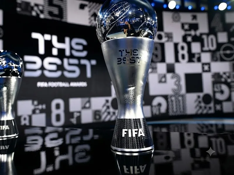 The Best FIFA Men's Player là danh hiệu vinh danh những cầu thủ có màn trình diễn nổi bật nhất thế giới.